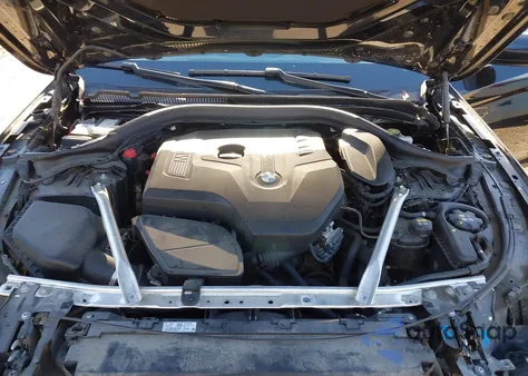 2019 BMW 530I xDrive z USA, uszkodzony, nr VIN WBAJA7C58KWW17015